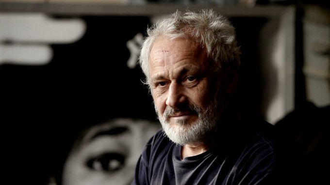 available-light-v4-peter-start3-still004