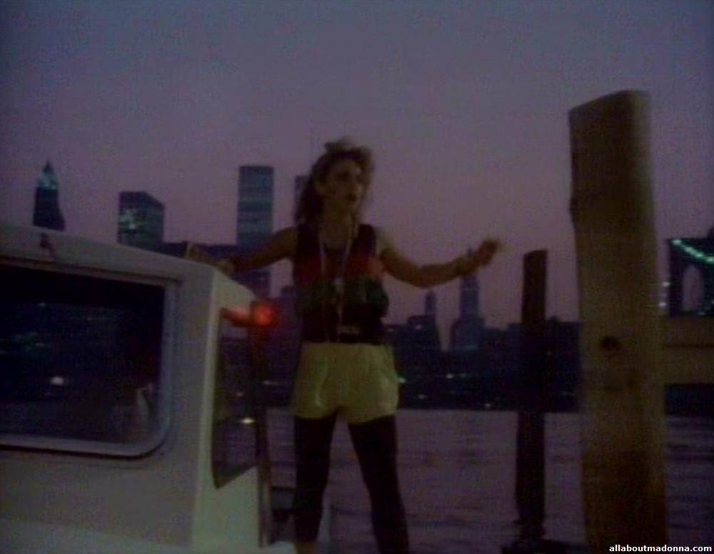 madonna-like-a-virgin-video-cap-0001