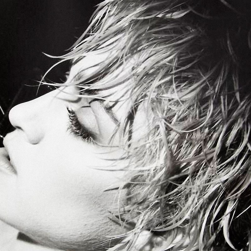 «CUANDO MADONNA DEJÓ DE PERSEGUIR EL ÉXITO: 40 AÑOS DE ‘TRUE&nbsp;BLUE'»