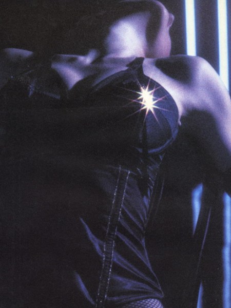 «EL FAMOSO BUSTIER&nbsp;NEGRO»