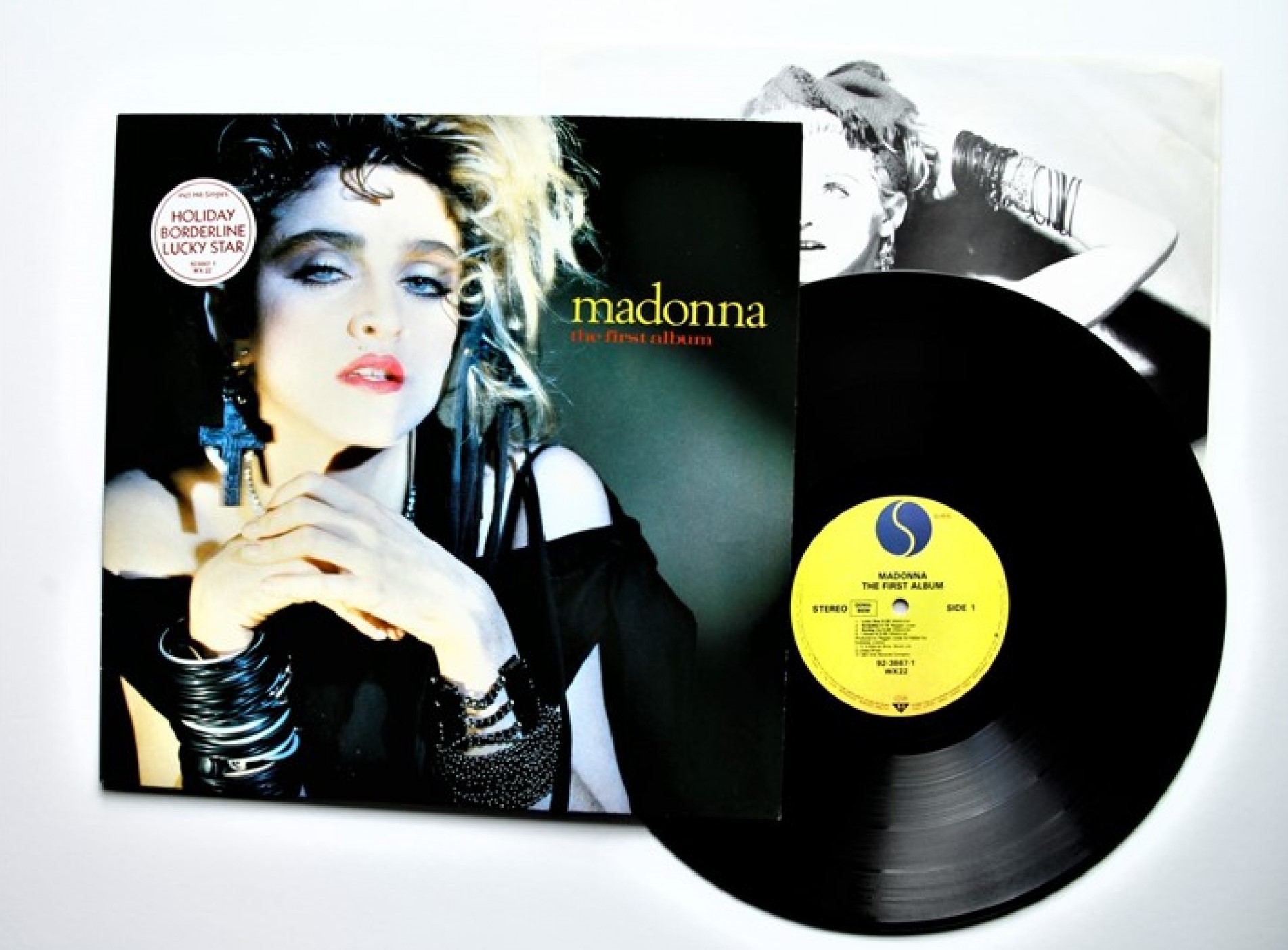 THE FIRST ALBUM» – DIVINA MADONNA