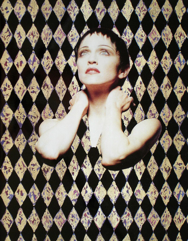 THE GIRLIE SHOW: TOUR BOOK – DIVINA MADONNA