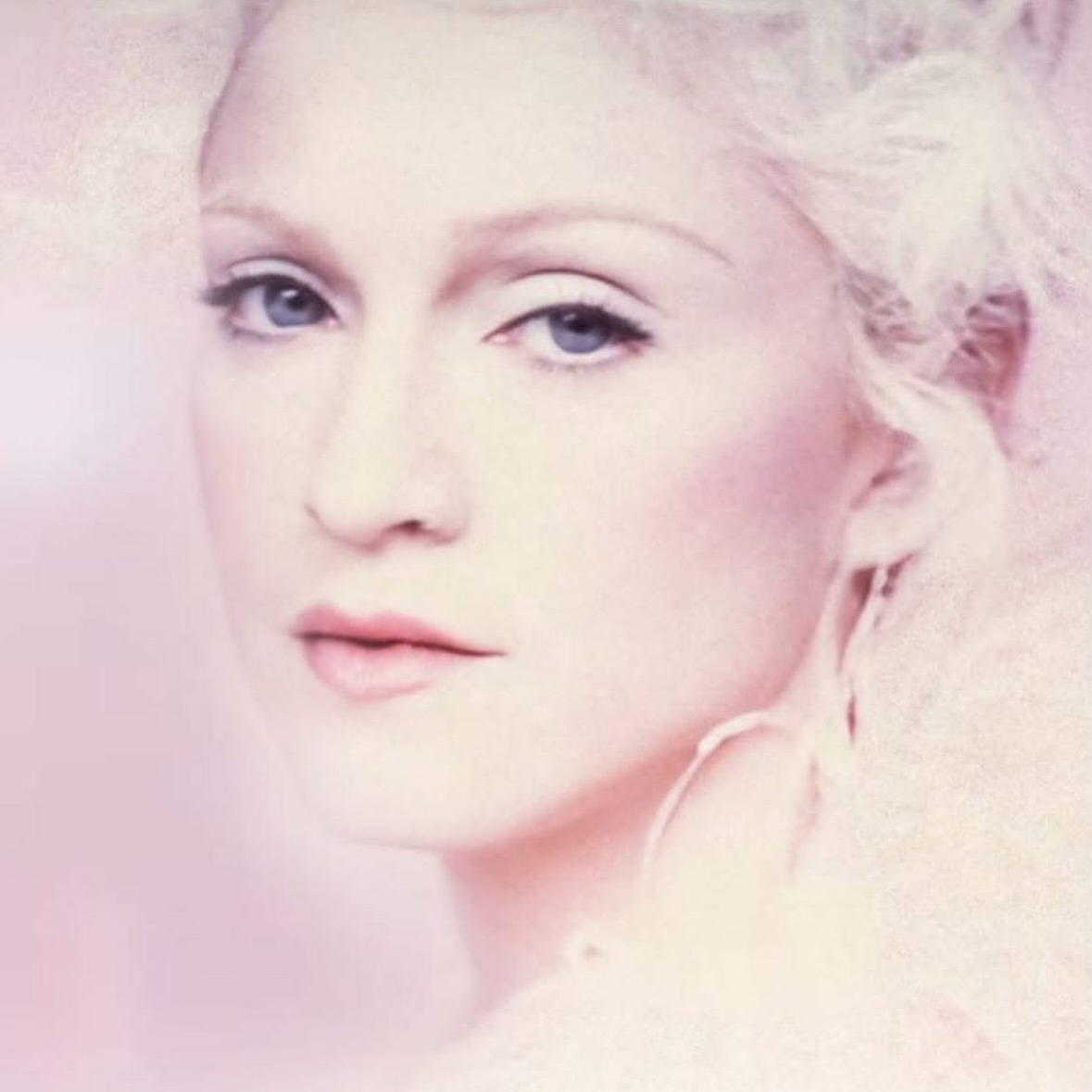 BEDTIME STORIES -THE UNTOLD CHAPTER» – DIVINA MADONNA